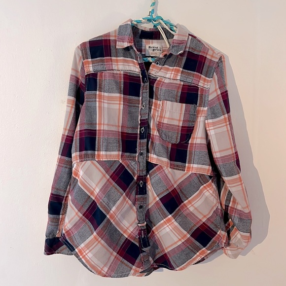 Holding horses plaid button up. Size small. - Picture 1 of 2